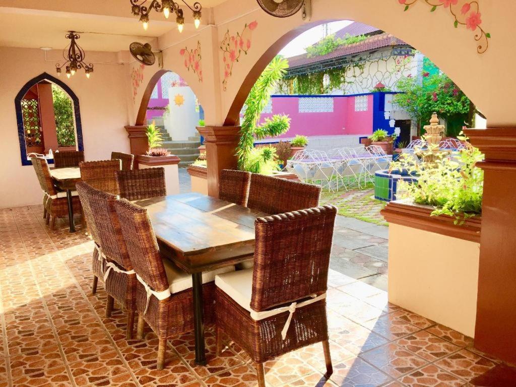 Hotel Casa La Granja Iloilo Esterno foto