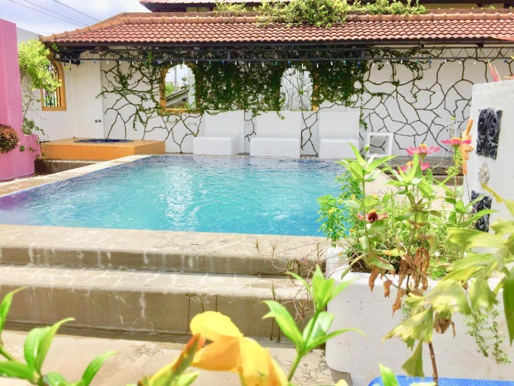Hotel Casa La Granja Iloilo Esterno foto