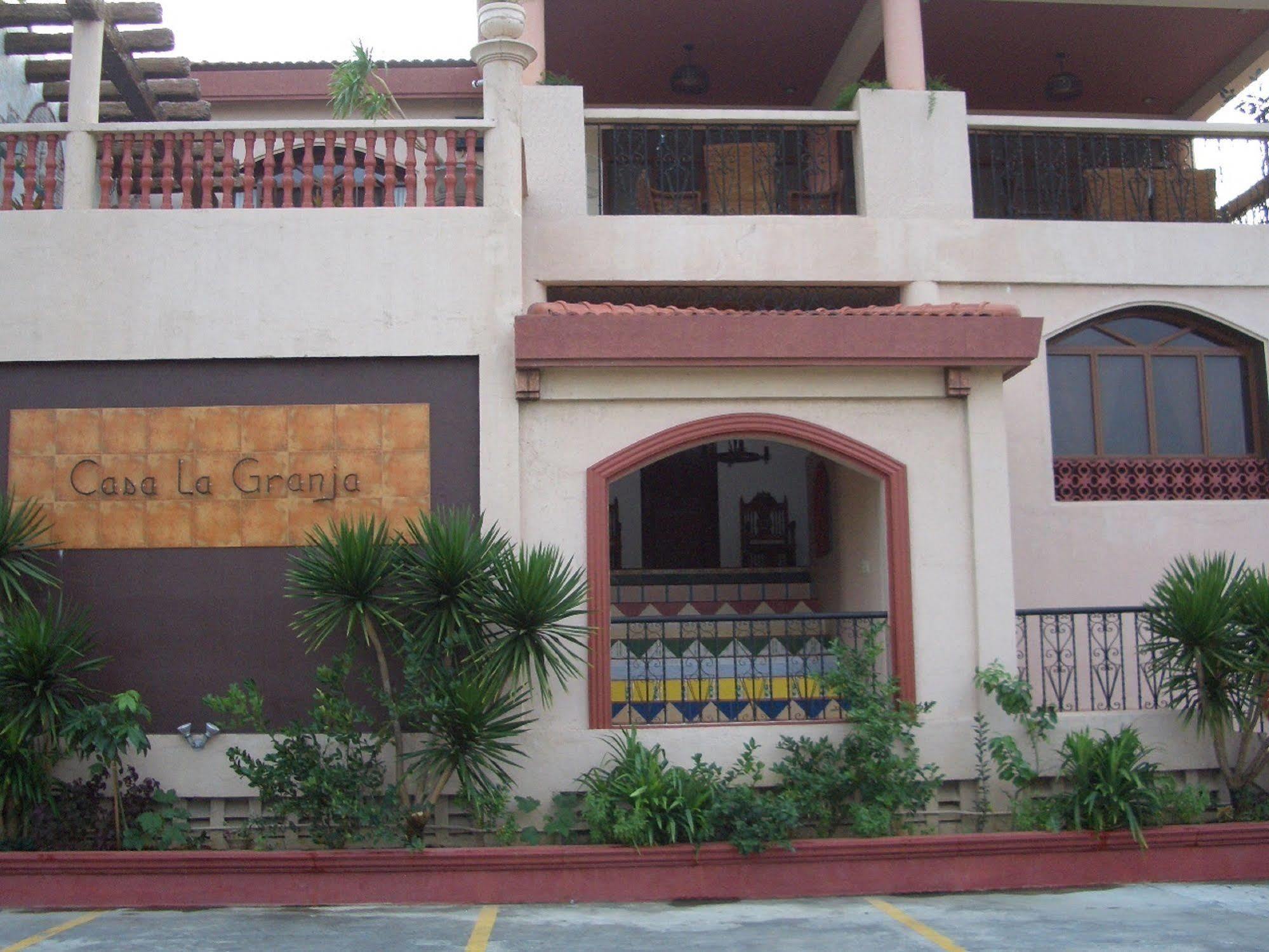 Hotel Casa La Granja Iloilo Esterno foto